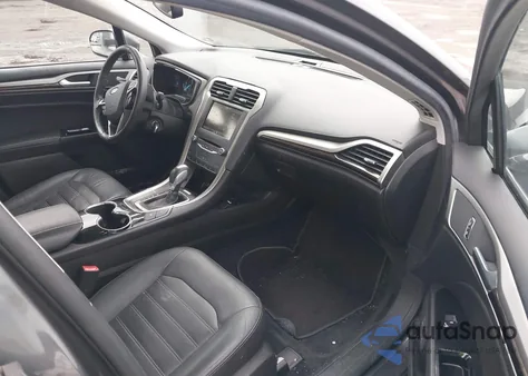 2015 Ford Fusion Energi Se Luxury z USA, uszkodzony, nr VIN 3FA6P0PU8FR286435